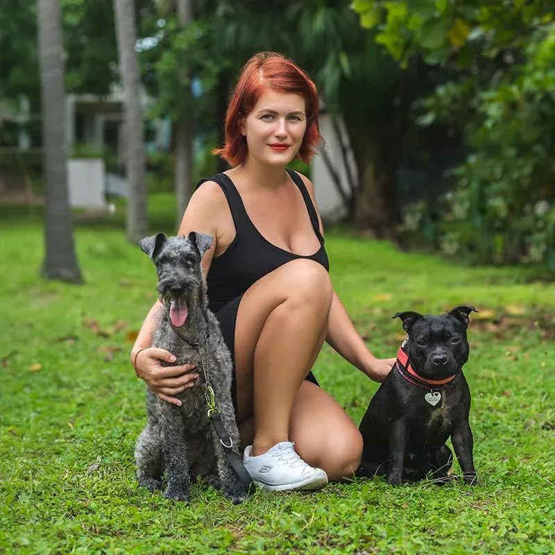 Valeriia Nikitina with a dog